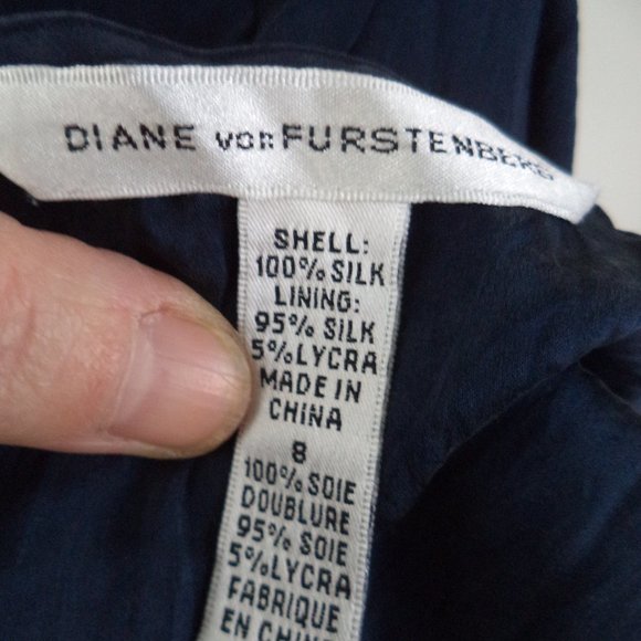 Diane Von furstenberg silk boho dress red floral abstract size 10 medium - Picture 10 of 11